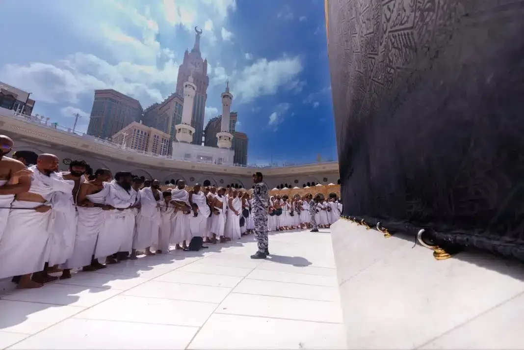 Pakistan Ranks First as More Than 900,000 Pilgrims Perform Umrah in New Season