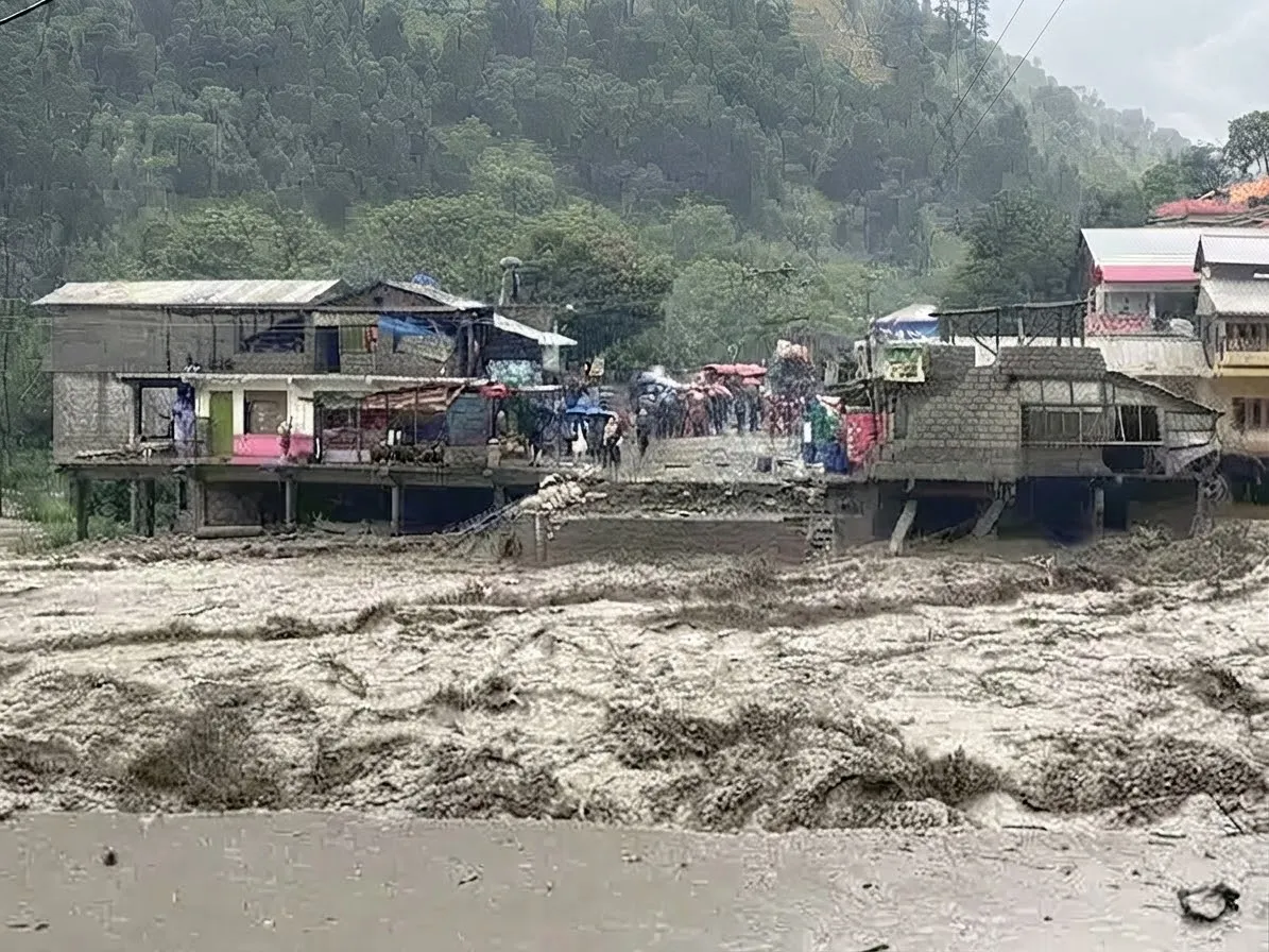 Powerful Cloudburst Triggers Flash Floods in Azad Kashmir's Neelum Valley