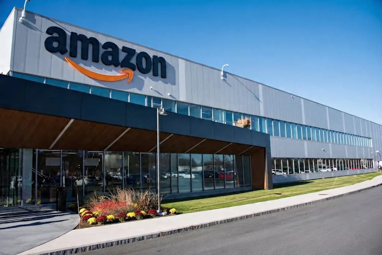IRGC Claims Strike on Amazon Data Center Infrastructure in Bahrain Amid Rising Regional Tensions