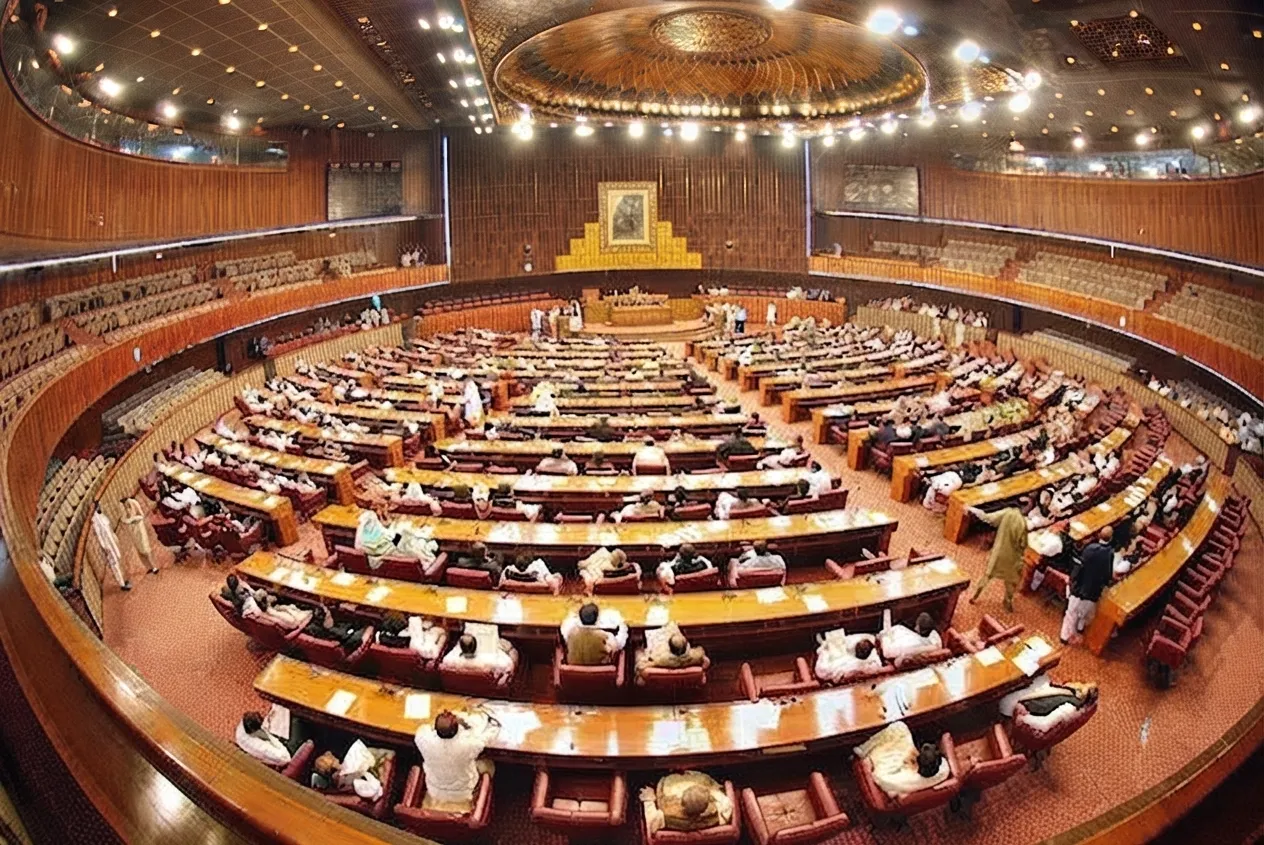 Pakistan Could Save Up to Rs. 5 Trillion Annually by Reducing Federal Ministries, Senate Committee Says